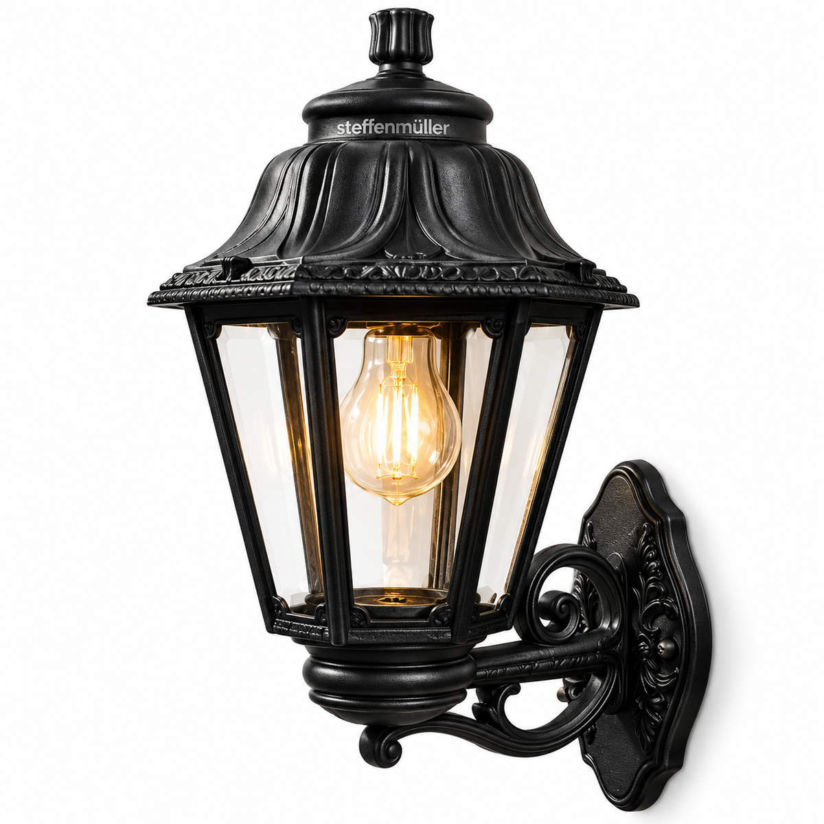 steffenmüller Traditional Black Wall Lantern